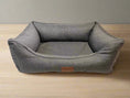 Charger l'image dans la visionneuse de la galerie, Legowisko Fafik - Kanapa (8/8): Widok z tyłu. Przytulna kanapa dla dużego psa.