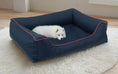 Charger l'image dans la visionneuse de la galerie, Legowisko ortopedyczne Flora (16/38) - widok z boku. Kanapa dla psa, wysoka jakość, kodura.
