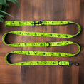 Charger l'image dans la visionneuse de la galerie, Smycz przepinana Merledog Avocado (1/2) - widok ogólny.
